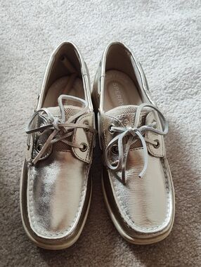 Sperry Women's Metallic Silver Moccasin Boat Shoes